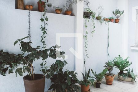 Casa à venda com 105m², 2 quartos e 1 vagaGaragem