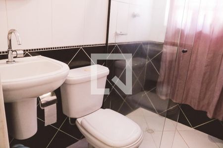 Banheiro da Suíte de casa à venda com 2 quartos, 105m² em Santa Teresinha, São Paulo