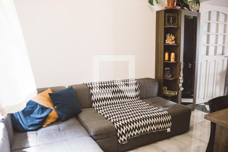 Sala de casa à venda com 2 quartos, 105m² em Santa Teresinha, São Paulo