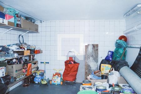 Casa à venda com 105m², 2 quartos e 1 vagaPorão