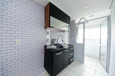 Cozinha de apartamento para alugar com 2 quartos, 45m² em Quinta da Paineira, São Paulo