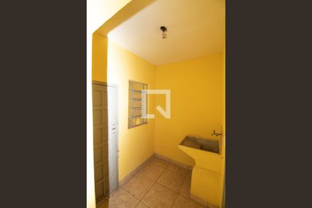 Casa para alugar com 38m², 1 quarto e sem vagaÁrea de Serviço