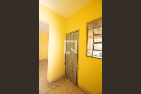 Casa para alugar com 38m², 1 quarto e sem vagaÁrea de Serviço