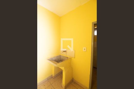 Casa para alugar com 38m², 1 quarto e sem vagaÁrea de Serviço