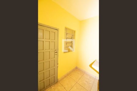 Casa para alugar com 38m², 1 quarto e sem vagaÁrea de Serviço