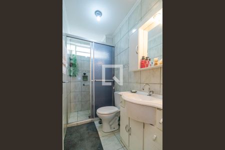 Banheiro de apartamento para alugar com 1 quarto, 45m² em Partenon, Porto Alegre