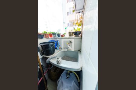 Apartamento à venda com 70m², 3 quartos e sem vaga Apartamento à venda com 70m², 3 quartos e sem vagaÁrea de serviço