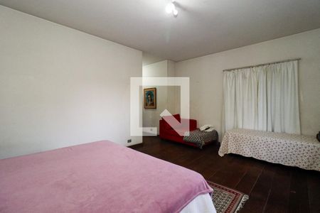 Casa à venda com 985m², 5 quartos e 5 vagas Casa à venda com 985m², 5 quartos e 5 vagasSuíte 1