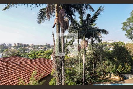 Casa à venda com 985m², 5 quartos e 5 vagas Casa à venda com 985m², 5 quartos e 5 vagasVista da Suíte 4