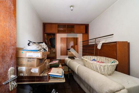 Casa à venda com 985m², 5 quartos e 5 vagas Casa à venda com 985m², 5 quartos e 5 vagasQuarto de Serviço