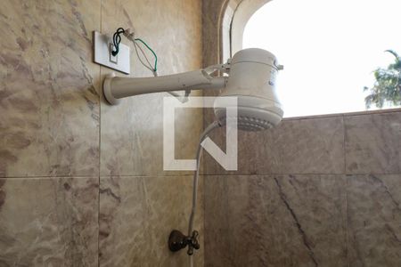 Casa à venda com 985m², 5 quartos e 5 vagas Casa à venda com 985m², 5 quartos e 5 vagasBanheiro da Suíte 4