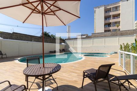 Apartamento para alugar com 70m², 2 quartos e 1 vagaÁrea comum - Piscina