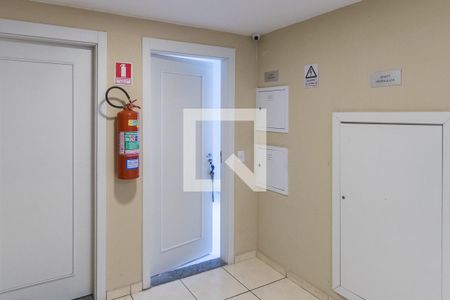 Apartamento para alugar com 48m², 2 quartos e sem vaga Apartamento para alugar com 48m², 2 quartos e sem vagaÁrea comum - Entrada do imóvel