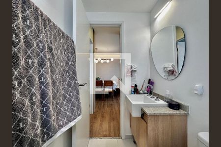 Apartamento à venda com 66m², 2 quartos e 1 vaga Apartamento à venda com 66m², 2 quartos e 1 vagaBanheiro Social