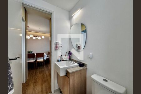 Apartamento à venda com 66m², 2 quartos e 1 vaga Apartamento à venda com 66m², 2 quartos e 1 vagaBanheiro Social