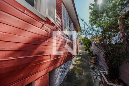 Casa à venda com 57m², 2 quartos e 1 vaga Casa à venda com 57m², 2 quartos e 1 vagaLateral