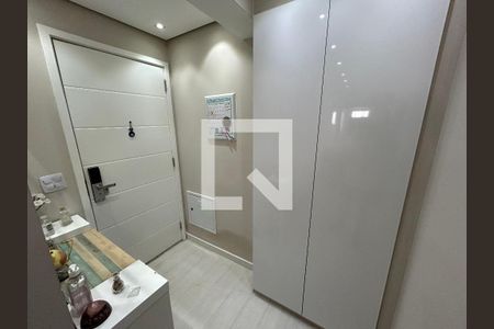 Apartamento para alugar com 100m², 3 quartos e 2 vagas Apartamento para alugar com 100m², 3 quartos e 2 vagasHall de entrada