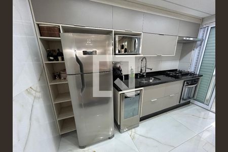 Apartamento para alugar com 100m², 3 quartos e 2 vagas Apartamento para alugar com 100m², 3 quartos e 2 vagasCozinha