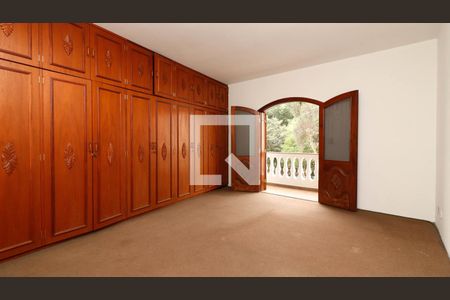 Casa à venda com 450m², 6 quartos e 11 vagasSuíte 2