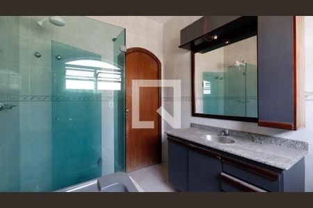 Casa à venda com 450m², 6 quartos e 11 vagasBanheiro 1