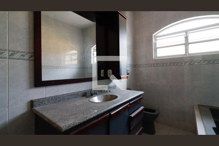 Casa à venda com 450m², 6 quartos e 11 vagasBanheiro 1