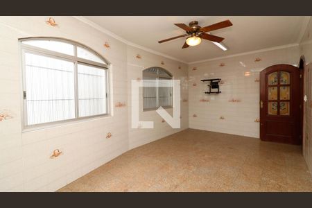 Casa à venda com 450m², 6 quartos e 11 vagasCozinha