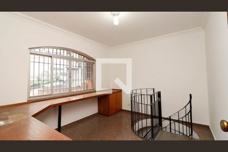 Casa à venda com 450m², 6 quartos e 11 vagasEscritório