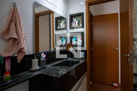 Banheiro da Suíte de apartamento à venda com 3 quartos, 398m² em Fernão Dias, Belo Horizonte
