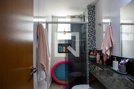 Banheiro da Suíte de apartamento à venda com 3 quartos, 398m² em Fernão Dias, Belo Horizonte