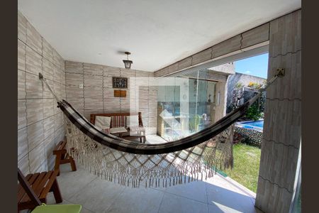 Casa à venda com 323m², 3 quartos e 2 vagas Casa à venda com 323m², 3 quartos e 2 vagasLazer