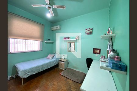 Casa à venda com 323m², 3 quartos e 2 vagas Casa à venda com 323m², 3 quartos e 2 vagasQuarto 2