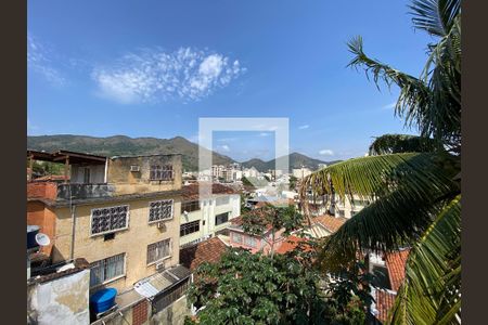Casa à venda com 323m², 3 quartos e 2 vagas Casa à venda com 323m², 3 quartos e 2 vagasVista