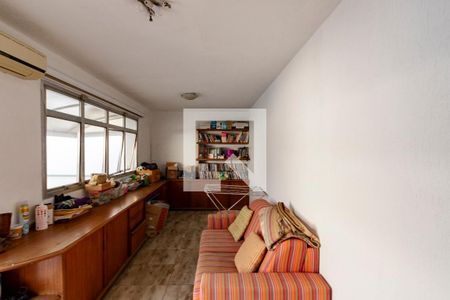 Casa à venda com 300m², 4 quartos e 3 vagasEdícula