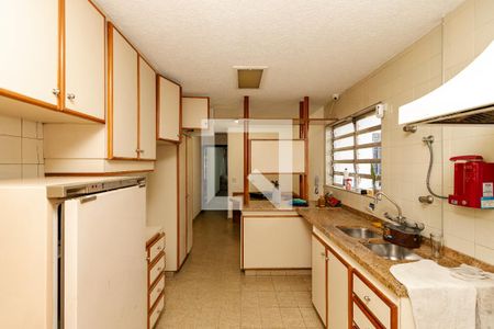 Casa à venda com 300m², 4 quartos e 3 vagasCozinha