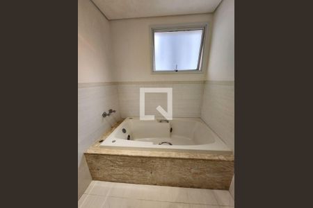 Apartamento para alugar com 184m², 3 quartos e 3 vagas