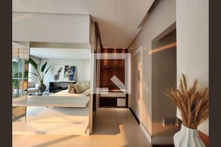 Apartamento para alugar com 184m², 3 quartos e 3 vagas