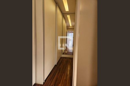 Apartamento para alugar com 184m², 3 quartos e 3 vagas