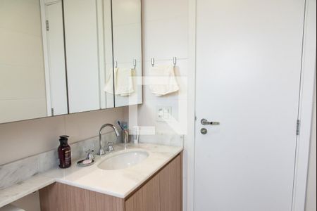 Apartamento à venda com 72m², 2 quartos e 1 vagaBanheiro da suíte 2