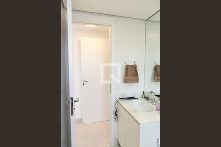 Apartamento à venda com 72m², 2 quartos e 1 vagaBanheiro da suíte 1