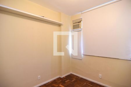 Apartamento à venda com 95m², 3 quartos e sem vagaQuarto 