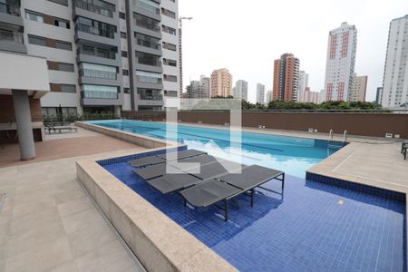 Apartamento à venda com 66m², 2 quartos e 1 vagaÁrea comum - Piscina