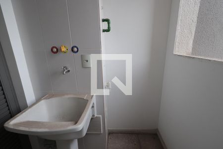 Apartamento à venda com 66m², 2 quartos e 1 vagaÁrea de Serviço