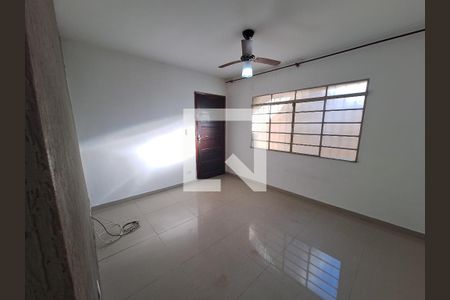 Casa para alugar com 1 quarto, 86m² em Vila Urupês, Suzano