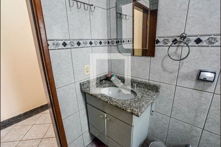 Casa à venda com 142m², 3 quartos e 4 vagasBanheiro da Suíte