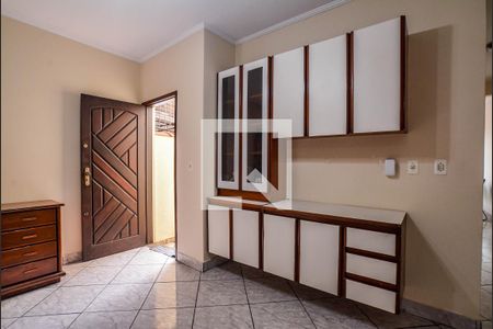 Casa à venda com 142m², 3 quartos e 4 vagasCopa