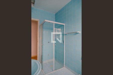 Casa à venda com 200m², 2 quartos e 1 vagaBanheiro