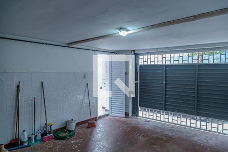 Casa à venda com 200m², 2 quartos e 1 vagaGaragem