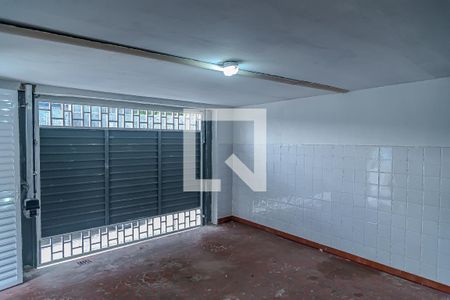 Casa à venda com 200m², 2 quartos e 1 vagaGaragem