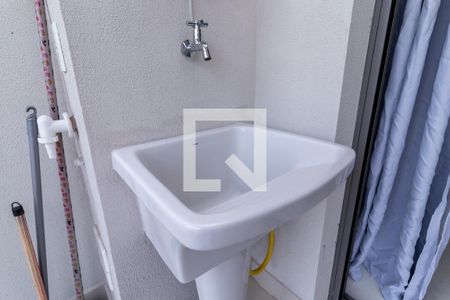 Apartamento à venda com 28m², 1 quarto e sem vagaVaranda e Área de Serviço