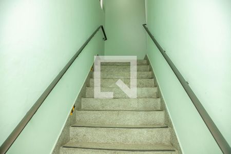 Studio para alugar com 49m², 1 quarto e 1 vaga Studio para alugar com 49m², 1 quarto e 1 vagaEscada do prédio